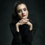 Najwa Zebian